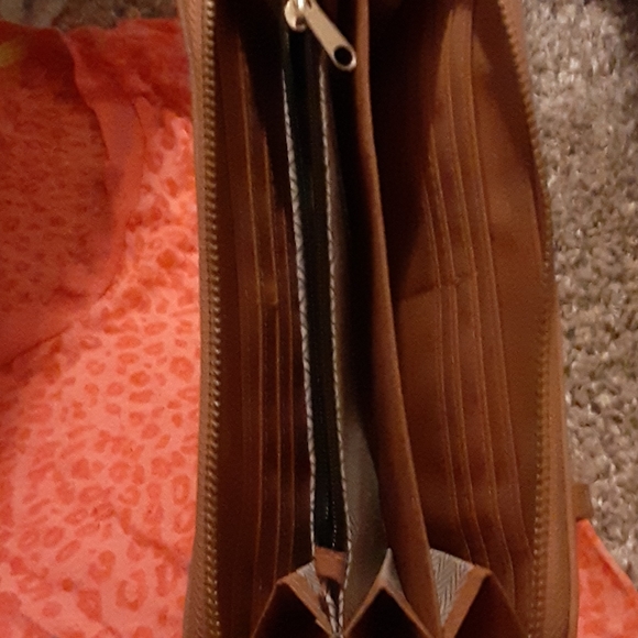 Wallet - Picture 2 of 2